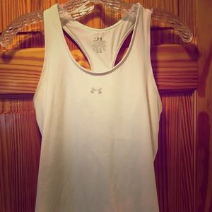 Under Armour fitted stretch workout tank